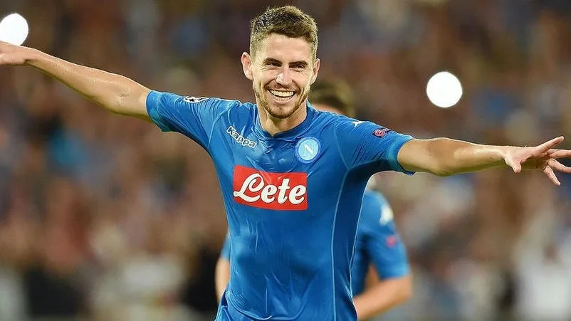 Indicado por Sarri, Jorginho deixa o Napoli e é anunciado como reforço do Chelsea