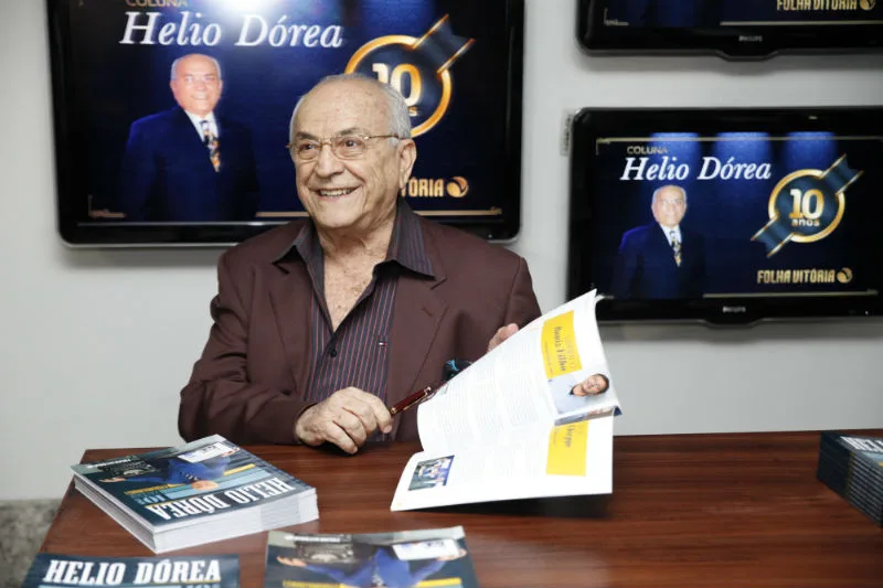 Coquetel comemora 10 anos da Coluna Hélio Dórea com lançamento de revista