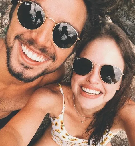 Agatha Moreira e Rodrigo Simas fazem campanha inusitada a favor de Manu Gavassi, do BBB20, no Tik Tok