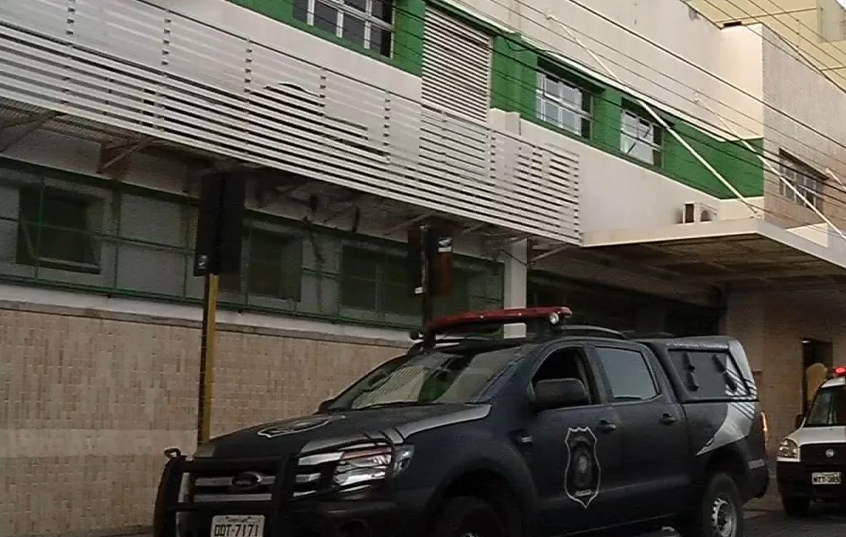 Cabo da PM reage a assalto e atira contra suspeito em Vila Velha