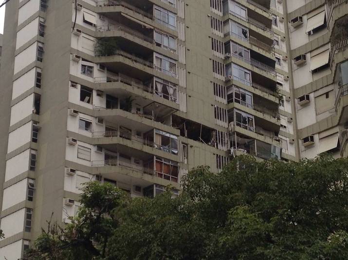 Duas pessoas ficam feridas em explosão no bairro em prédio no Rio de Janeiro