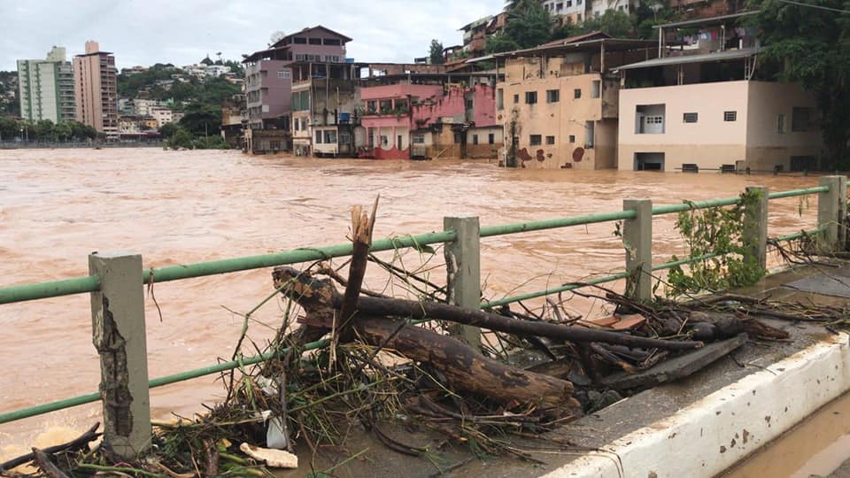 VÍDEO | Nível do rio Itapemirim começa a baixar em Cachoeiro