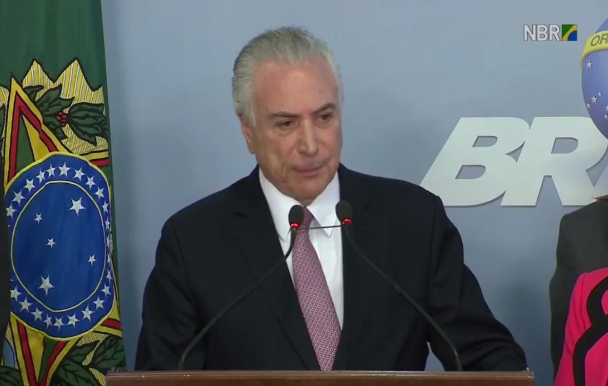 Temer diz que denúncia é ataque "injurioso e infamante" à sua dignidade