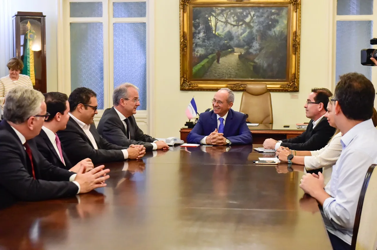 Antes de nova visita aos EUA, Paulo Hartung reassume governo do Estado