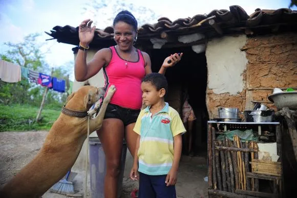 Redução no número de filhos por família é maior entre os 20% mais pobres do país