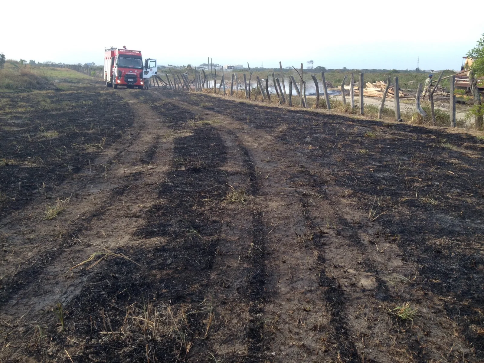 Aulas são suspensas no Ifes após incêndio em vegetação na Serra