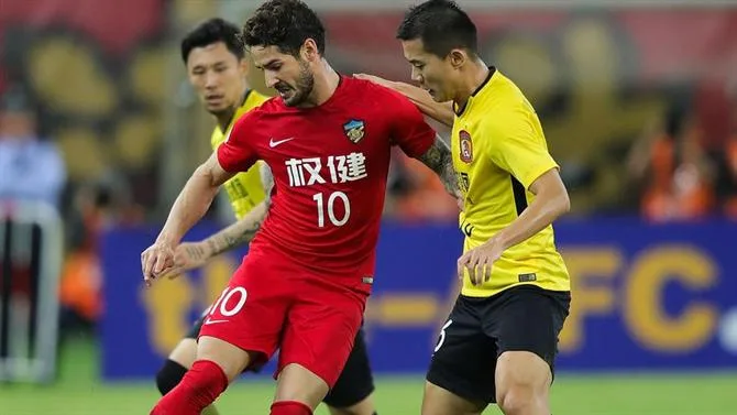 xxx during the AFC Champions League Round of 16 first leg match between Tianjin Quanjian and Guangzhou Evergrande at the Tianjin Olympic Center Stadium on May 8, 2018 in Tianjin, China. Generated by IJG JPEG Library