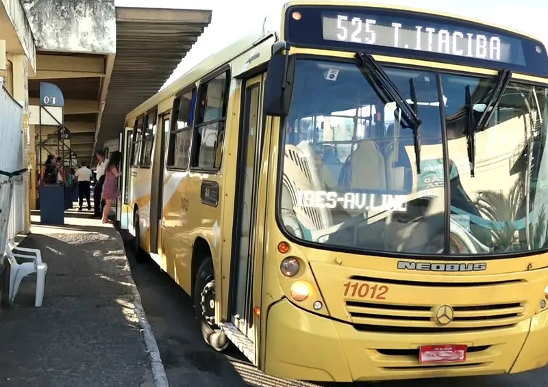 Motoristas acatam decisão da Justiça e prometem manter 70% da frota durante a greve