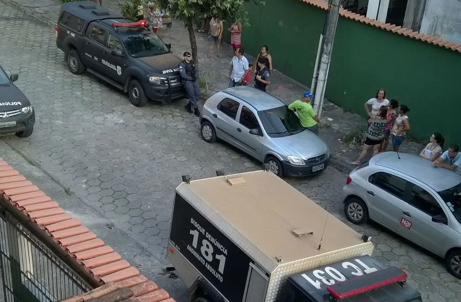 Corpo é encontrado dentro de apartamento em Jardim Camburi