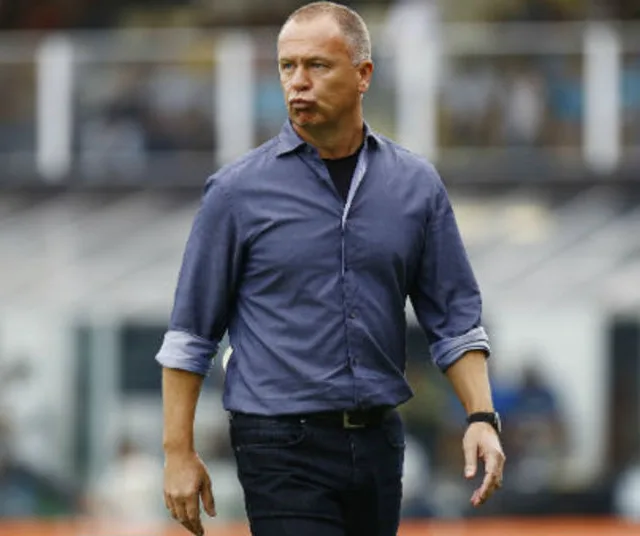 Mano culpa desgaste por empate do Cruzeiro com o Vasco
