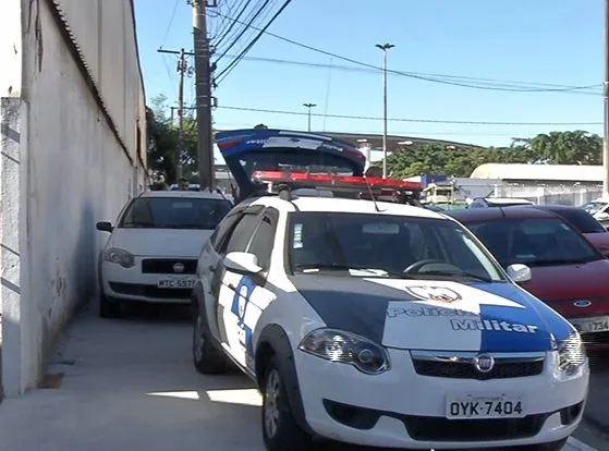 Carro utilizado para assaltar padaria em Cariacica foi roubado de fonoaudióloga em Vitória