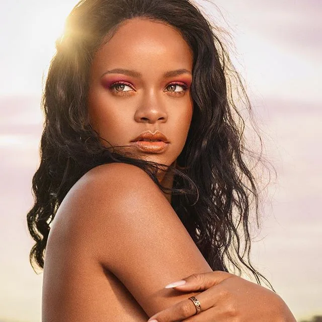 Vivendo assaltante em filme, Rihanna revela que já roubou comida na vida real