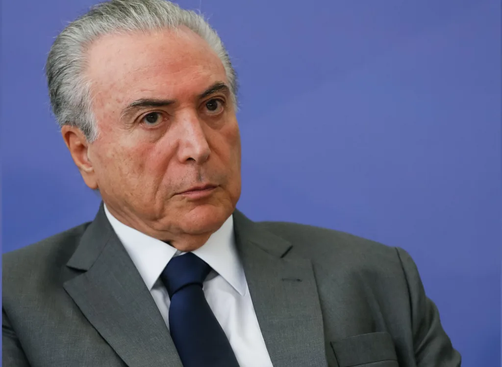 Temer recebe em apenas um dia 40 parlamentares Temer recebe em apenas um dia 40 parlamentares