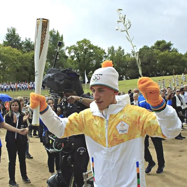 Organizadores dos Jogos de Inverno de Pyeongchang acendem tocha na Grécia