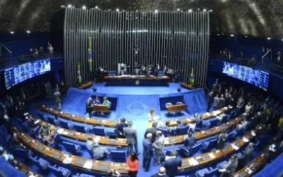 Senado deve votar cassação de Delcídio nesta terça