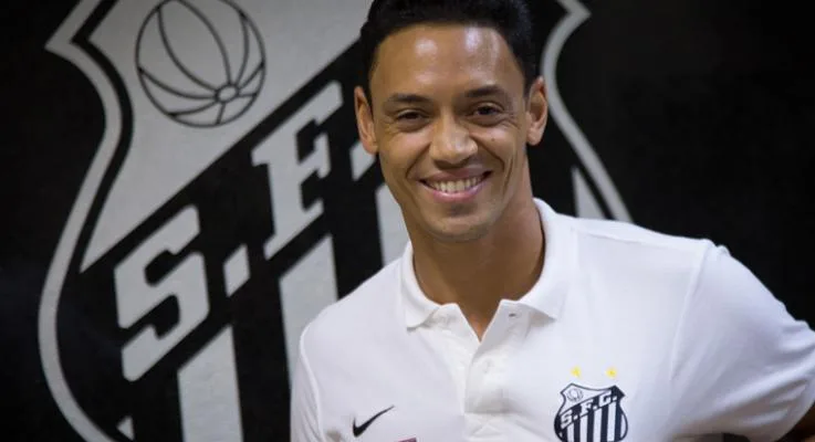 Ricardo Oliveira comemora bom retorno e projeta vitória do Santos contra o Vitória