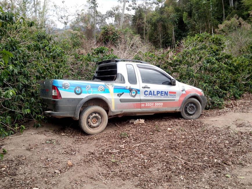 Veículo roubado é recuperado e duas pessoas são presas em Iúna, Sul do Estado