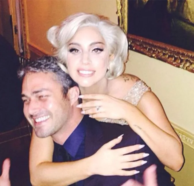 Lady Gaga e Taylor Kinney terminam namoro após cinco anos