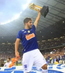 Cruzeiro assume liderança do ranking da CBF