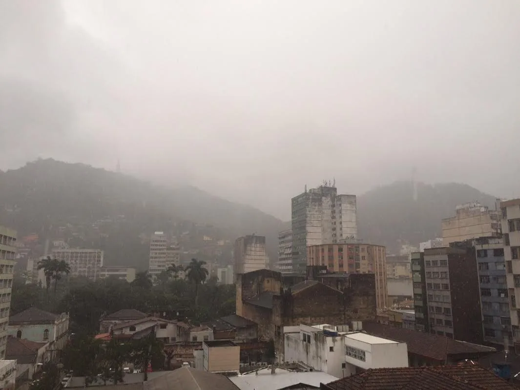 Chuva em Vitória supera acumulado esperado para todo o mês de junho