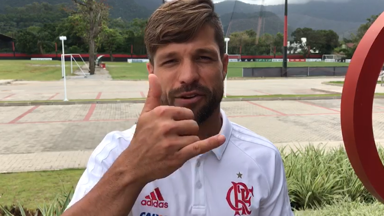 Jogadores do Flamengo mandam recado para torcedores capixabas. Assista!