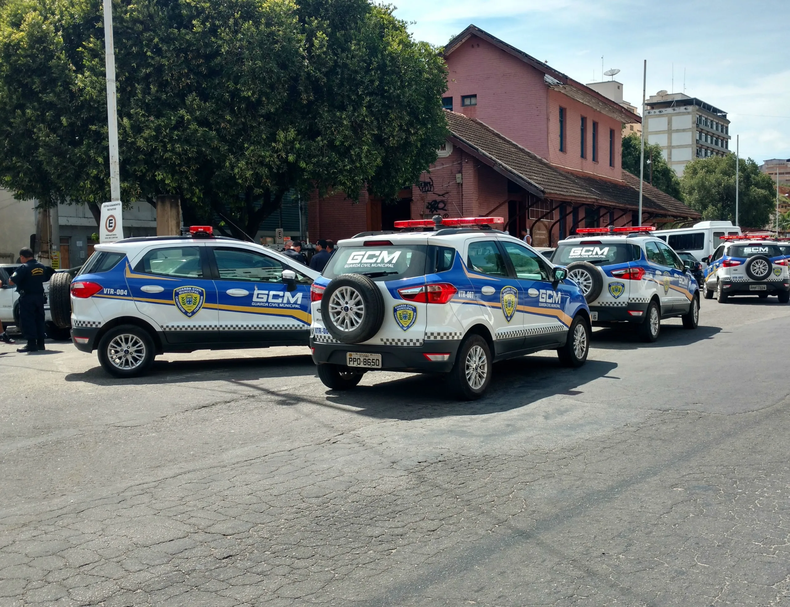 Proposta de modelo do novo estacionamento rotativo em Cachoeiro será  apresentado em outubro