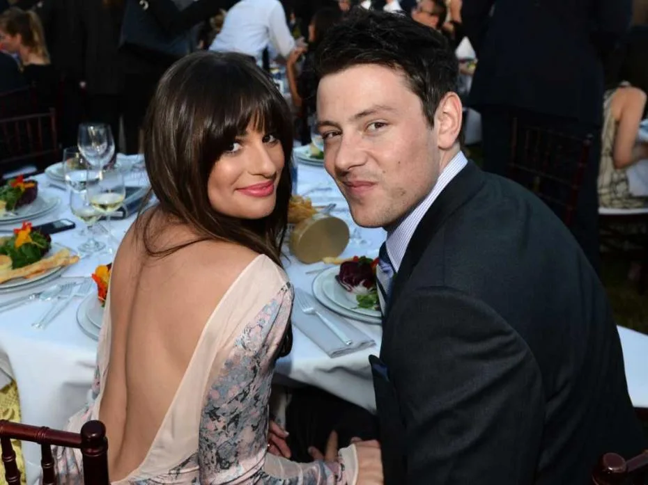 Após 2 anos da morte de Cory Monteith, Lea Michele presta homenagem a ator