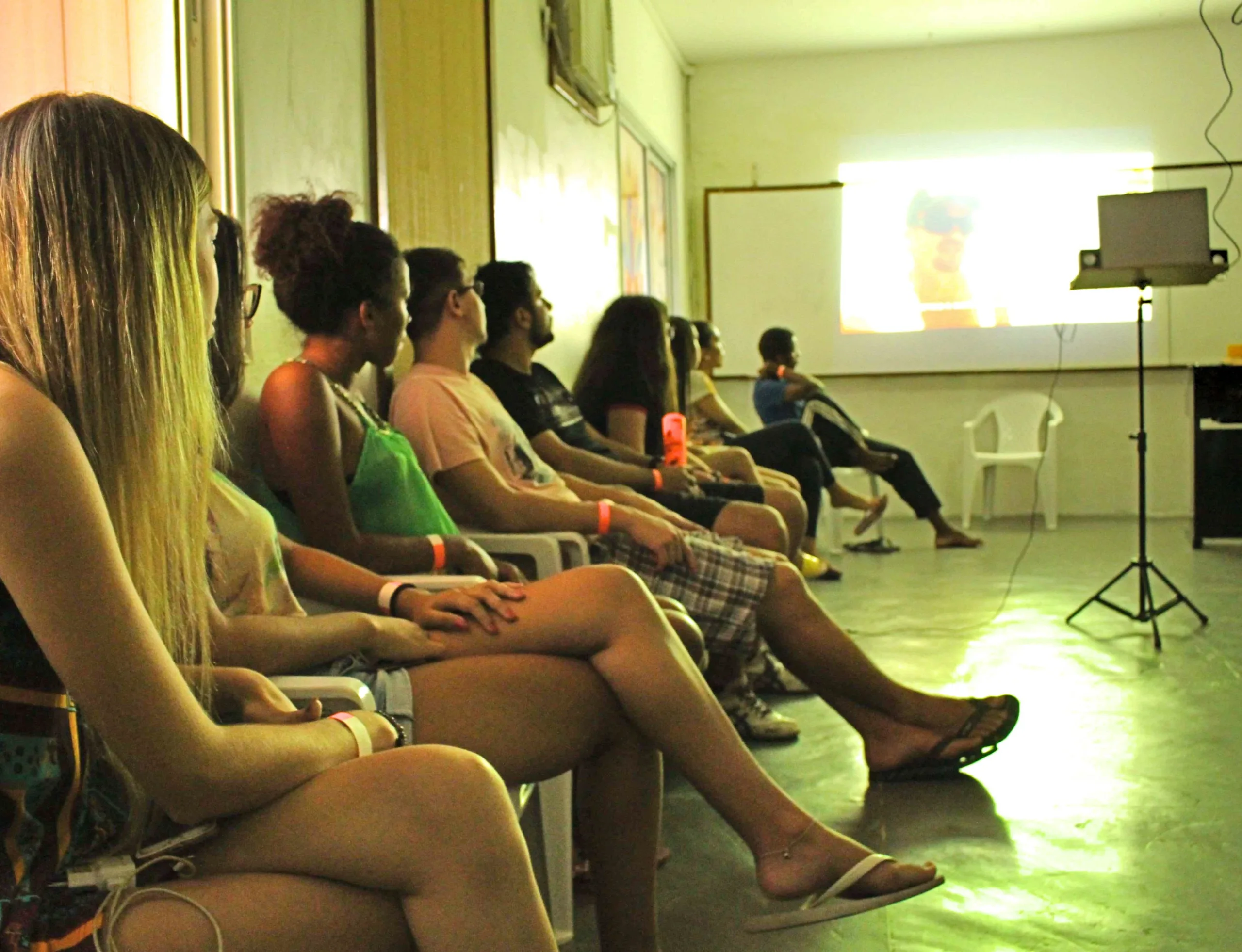 ONG leva filmes com temas ambientais para estudantes de Cachoeiro