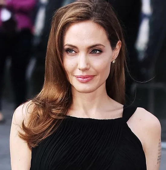 Angelina Jolie também será investigada por abuso infantil