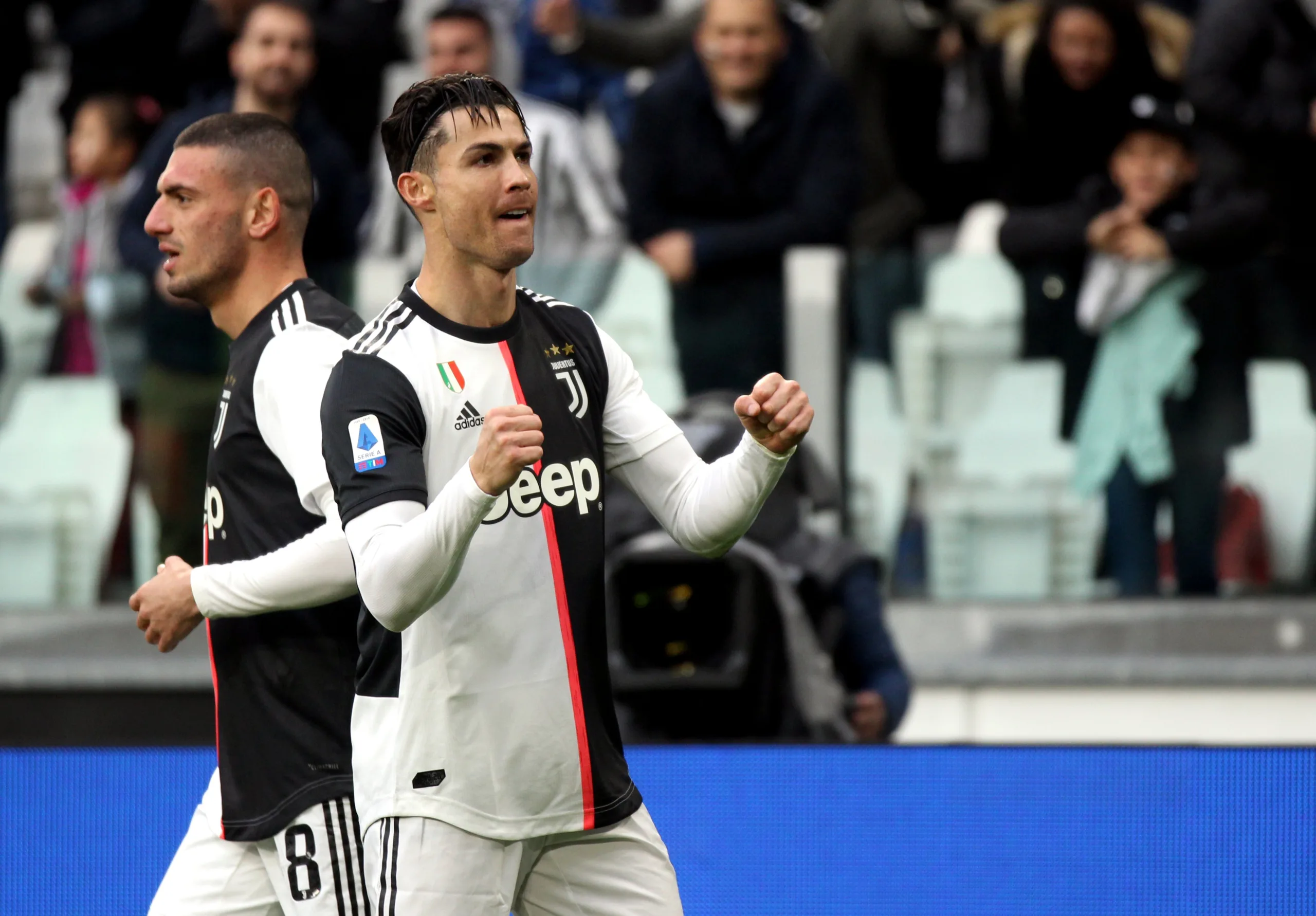 Cristiano Ronaldo marca mais um gol na vitória da Juventus sobre o Torino