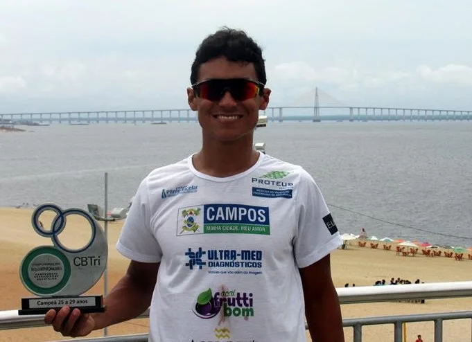 Bombeiro de Cachoeiro conquista o tricampeonato de Aquathlon em Manaus