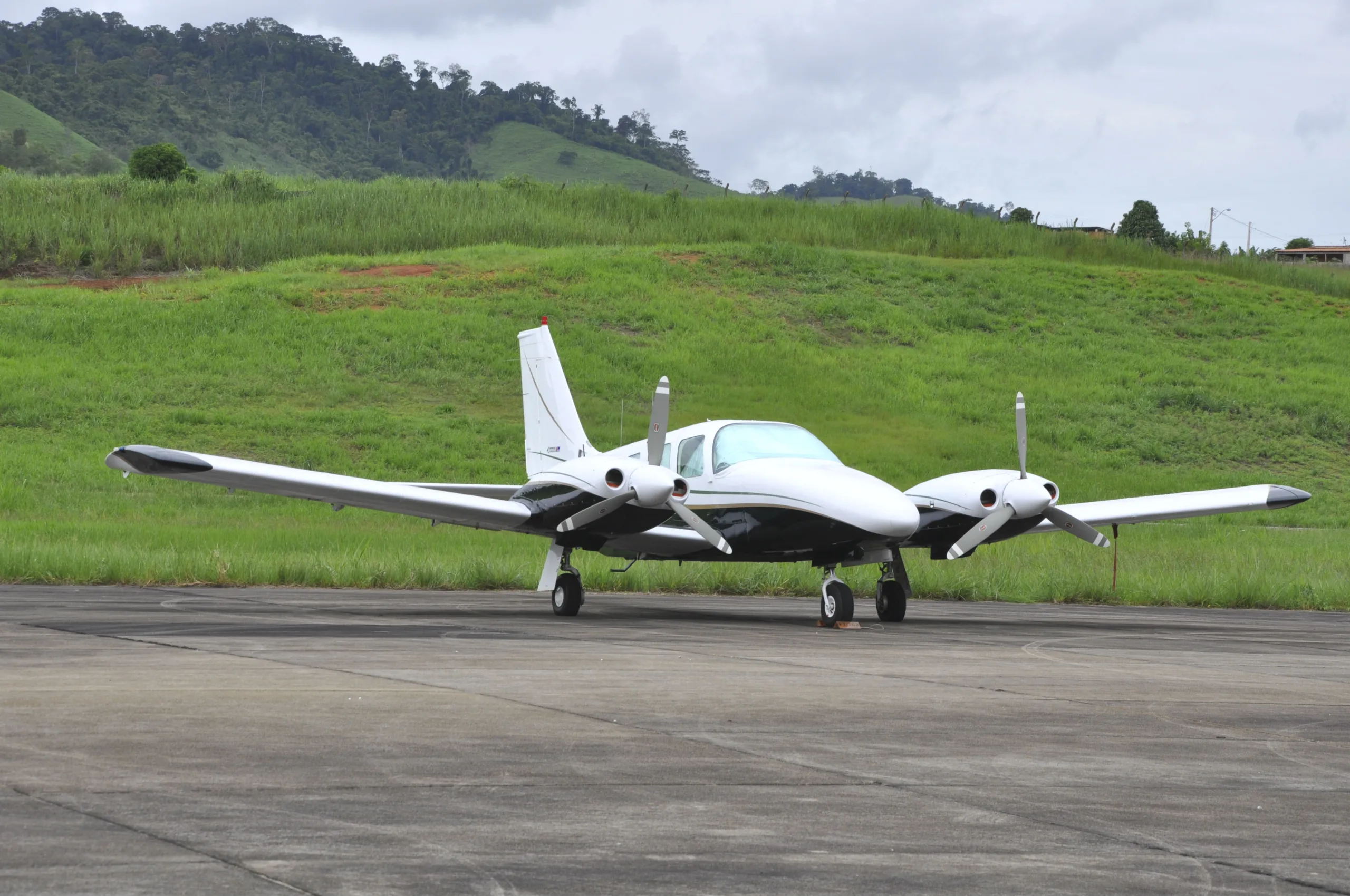 Anac realiza vistoria no aeroporto de Cachoeiro