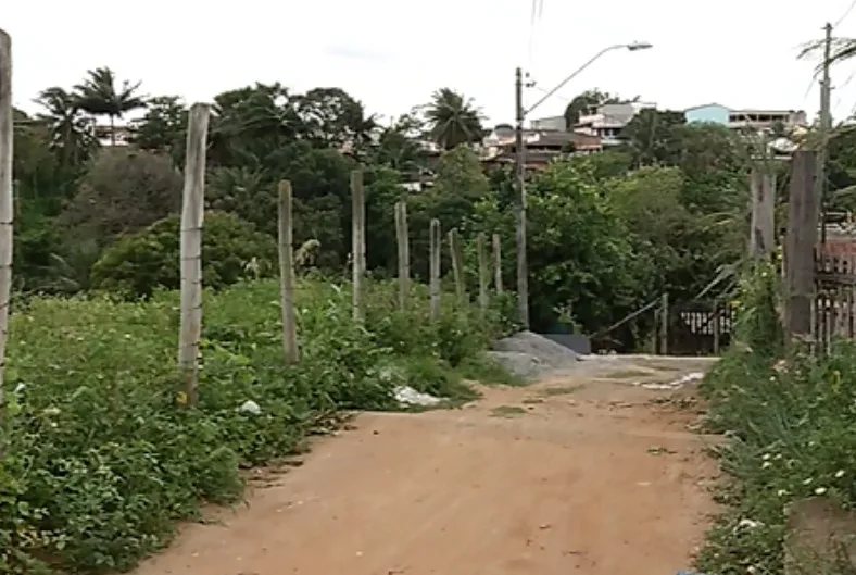 Adolescente é espancado e corpo é encontrado em mata da Serra