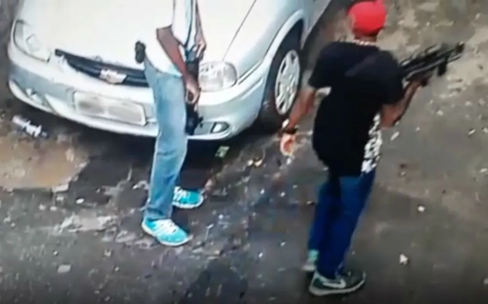 Polícia admite que bandidos flagrados com armas em São Benedito podem estar em outros bairros