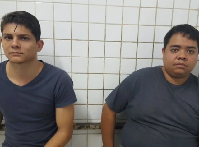 Carros apreendidos são alvos de furto e dois são presos na Serra