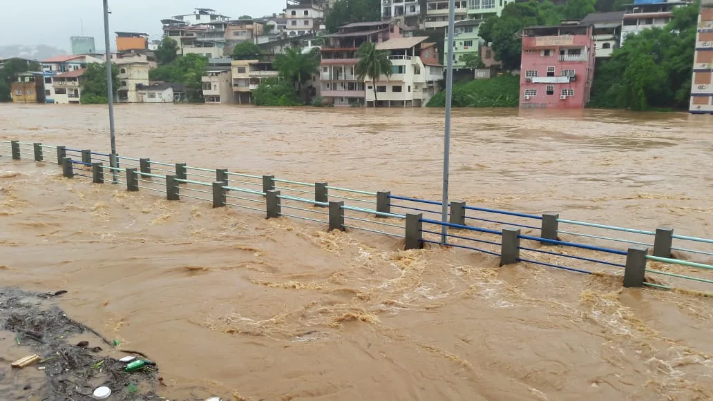 VÍDEO | Mulher é arrastada pela correnteza do rio Itapemirim em Cachoeiro