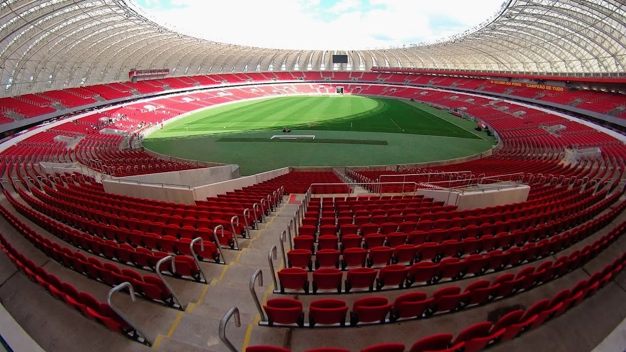 Morumbi e Beira-Rio avançam em briga por final da Libertadores entre 2021 e 2023