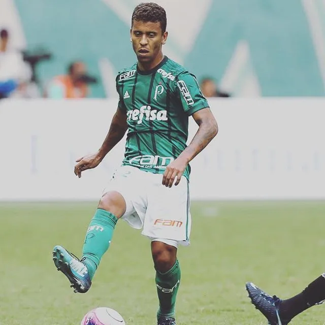 Por Copa do Brasil, Marcos Rocha promete que Palmeiras deixará dérbi de lado