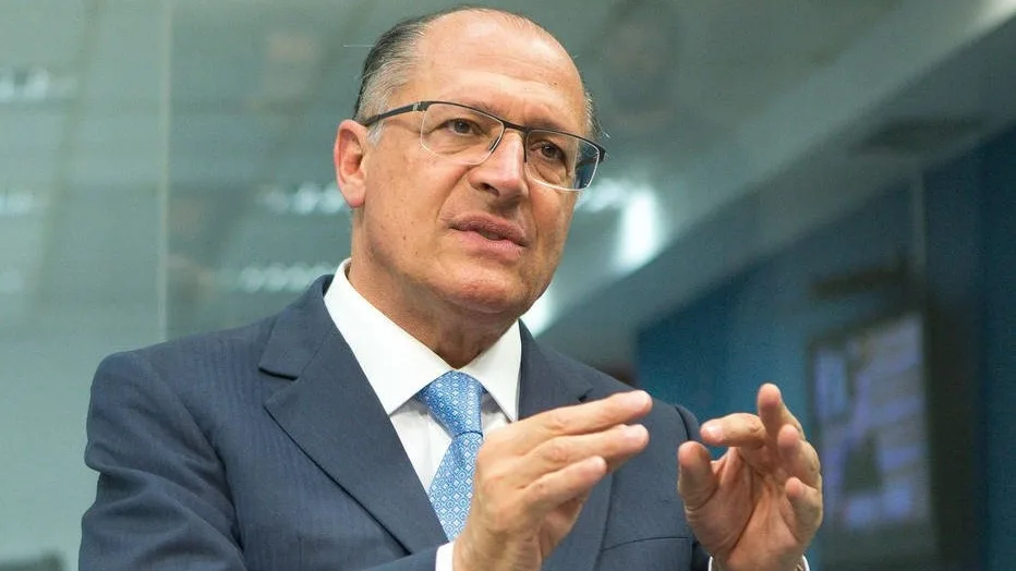 'Pode haver alguém tão íntegro como eu, mas mais não tem', diz Alckmin