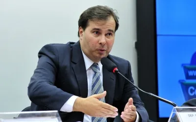 Maia quer votar pacote de 10 medidas contra corrupção até 9 de dezembro