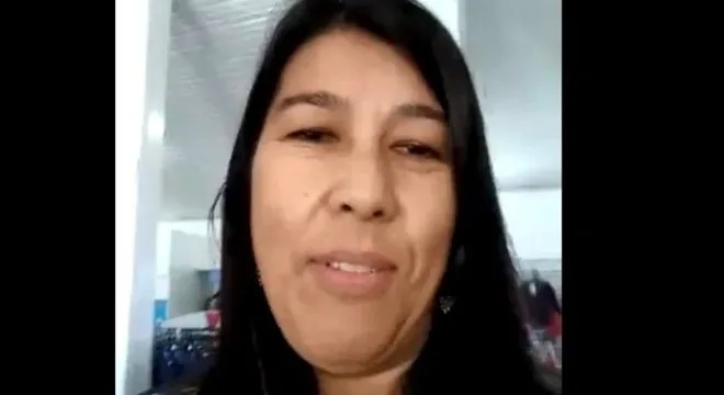 Caixões com pedras: mulher que gravou vídeo com fake news sobre covid é indiciada