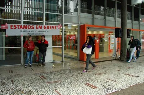 Greve dos bancários entra no segundo dia em todo o Brasil