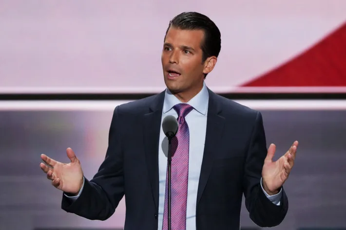 Donald Trump Jr. testa positivo para coronavírus