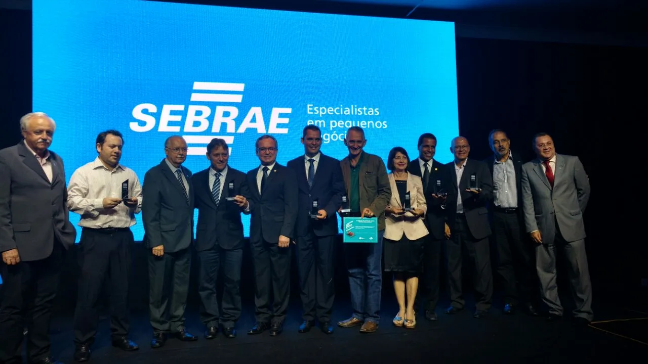 Brejetuba conquista 1º lugar no Prêmio Sebrae de Prefeito Empreendedor