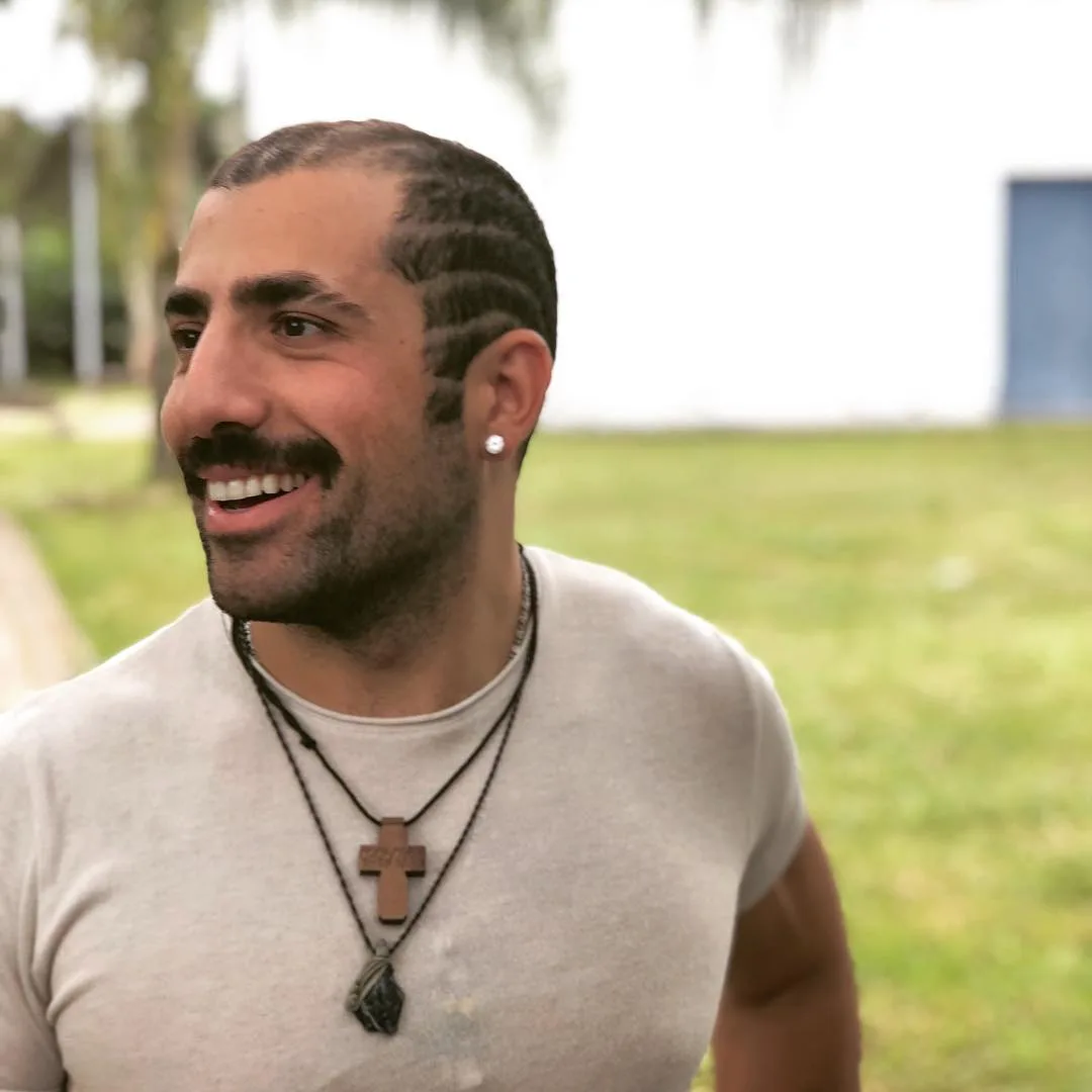 Kaysar Dadour ganha papel de refugiado sírio em nova novela da Globo