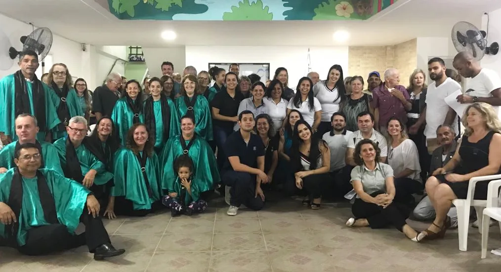 Voluntários do Instituto Americo Buaiz realizam ação no Albergue Martin Lutero em Vitória