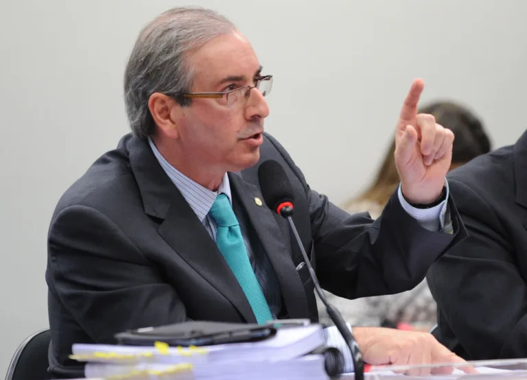 Eduardo Cunha critica PT após protestos em João Pessoa