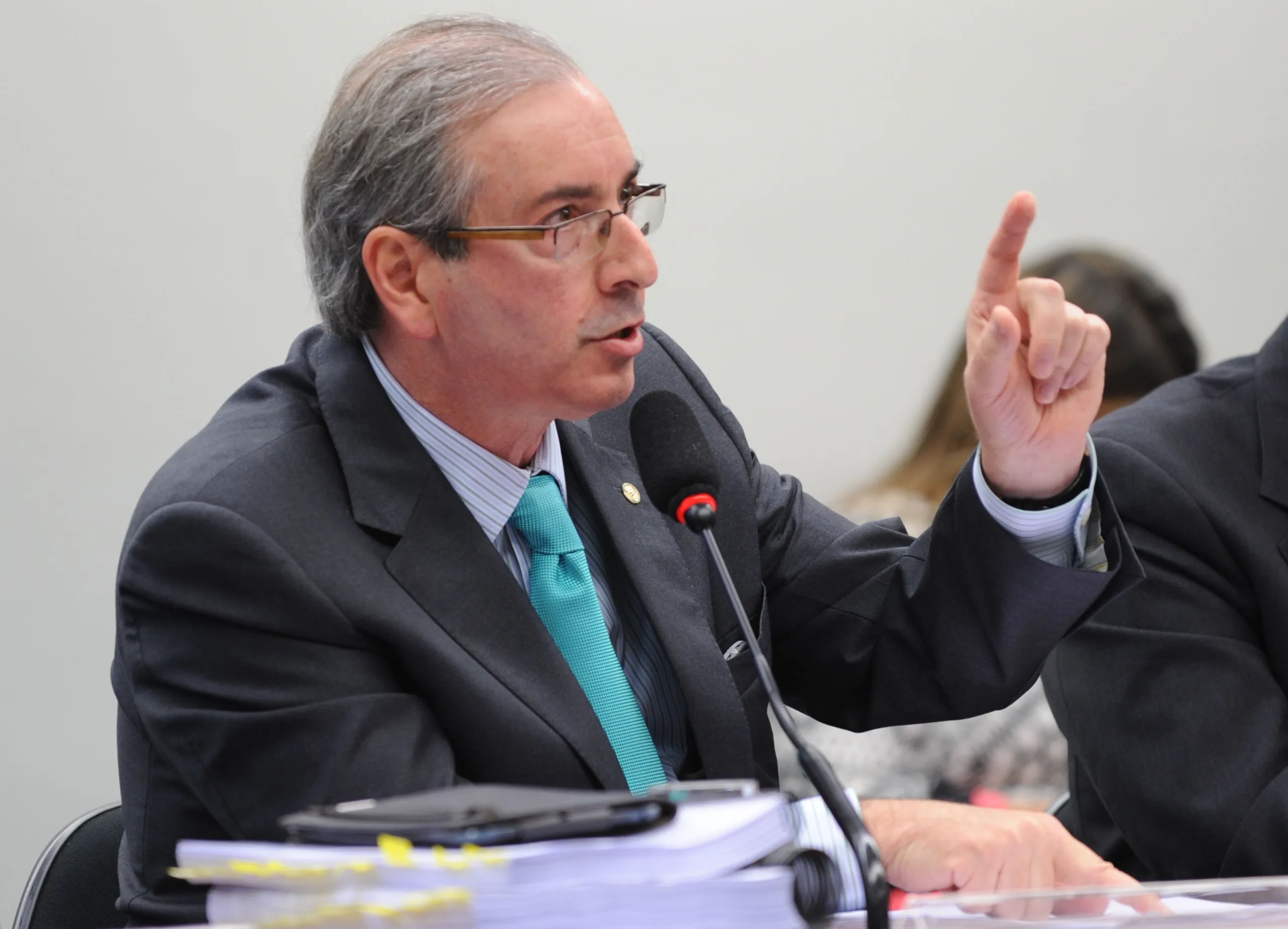 Cunha volta a criticar PT e diz que partido não vai ganhar 'no pau'