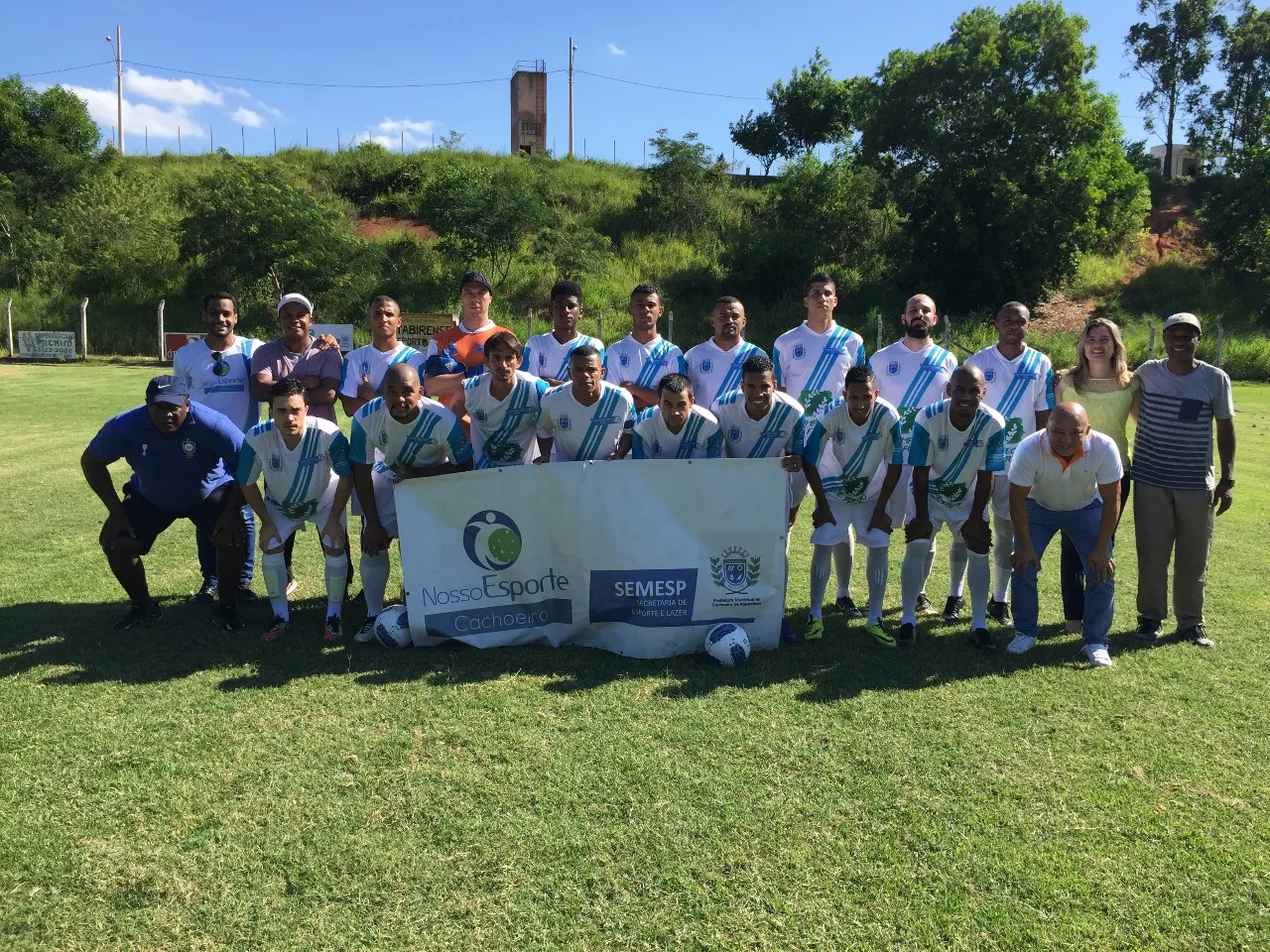 Seleção de Cachoeiro goleia na estreia do Campeonato Rural