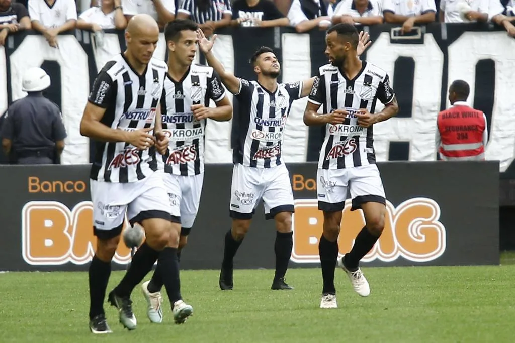 Sao Paulo (SP), 09/02/2020 – CORINTHIANS x INTER DE LIMEIRA – Tcharlles do Internacional de Limeira, comemorando seu gol durante partida contra o time do Corinthians, valido pela 05ª rodada do Campeonato Paulista 2020, no estadio Arena Corinthians. ( Foto : Luis Moura / WPP).